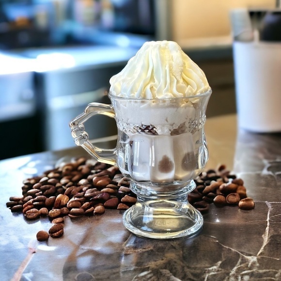 ⚠️SALE Candle // Coffee & Whipped Cream Coffee Scented Candle SEND OFFERS🥳 - Picture 6 of 6